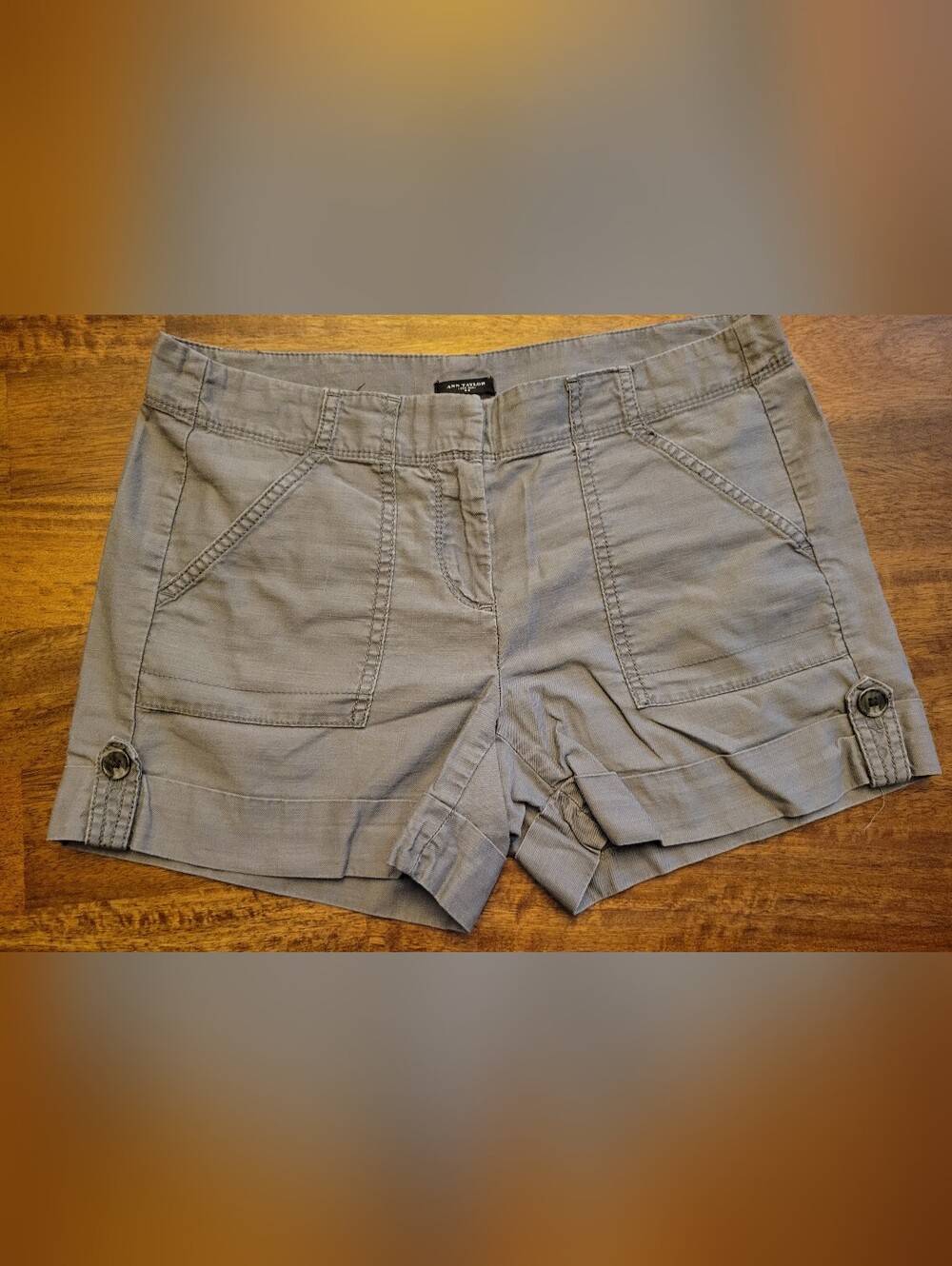 Ann Taylor Signature Shorts in Gray